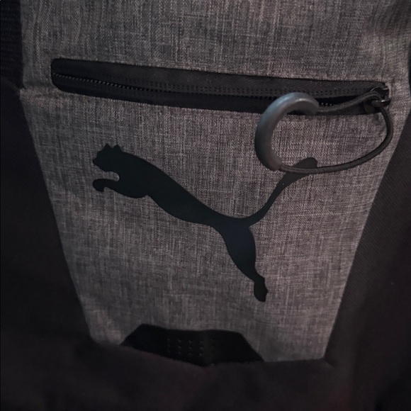 Puma Men's Black and Gray Duffel Bag - Picture 4 of 6